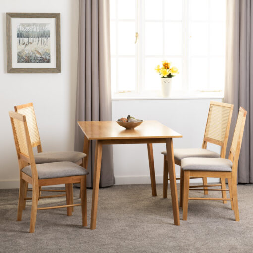 Alleen 4 - Person Rubberwood Solid Wood Dining Set