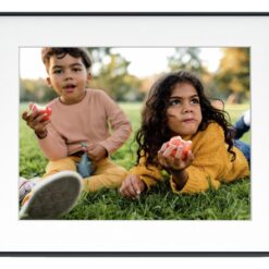 AURA Walden 15 Inch Digital Photo Frame - Black