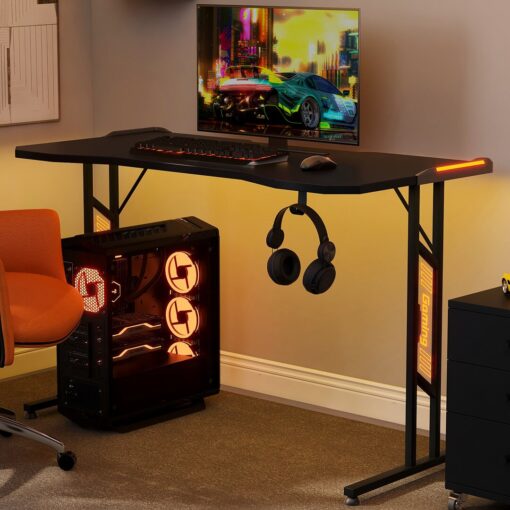 Elsing Large Gaming Desk With LED Lighting And Headphone Holder And Remote Control For E-Sports